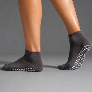 calcetas antideslizantes modelo tobi
